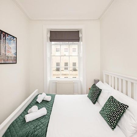 Stunning Georgian Apartment In Central Bath Zewnętrze zdjęcie