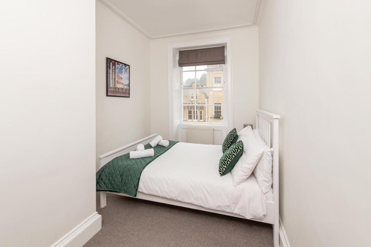 Stunning Georgian Apartment In Central Bath Zewnętrze zdjęcie