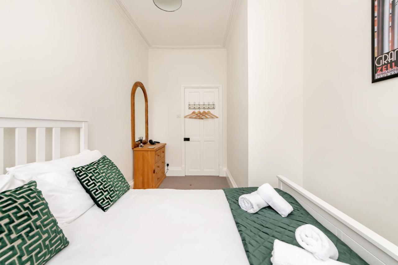 Stunning Georgian Apartment In Central Bath Zewnętrze zdjęcie